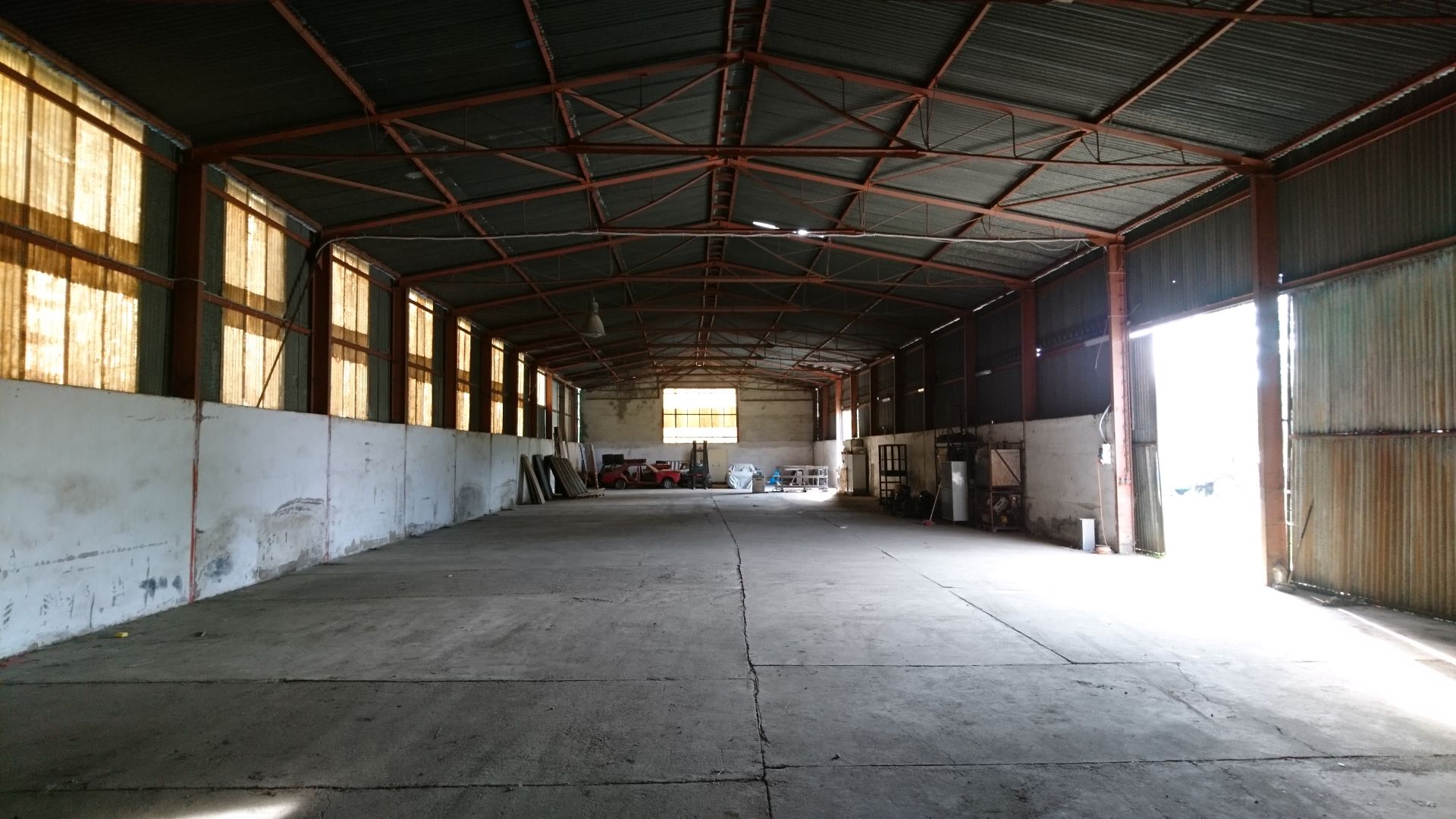 Prostor/sklad360m²36000kč